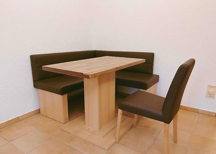 Frog's Palace 2 * Altach